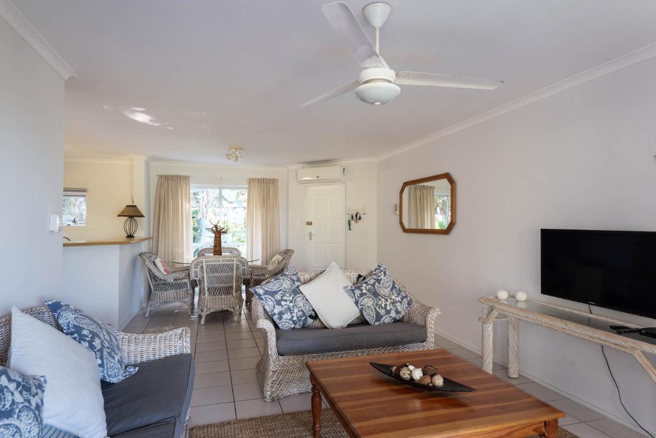 Loadshedding Free!! Tropical Beach Oasis, Wi-Fi, Views, Pool, Netflix 발리토 외부 사진